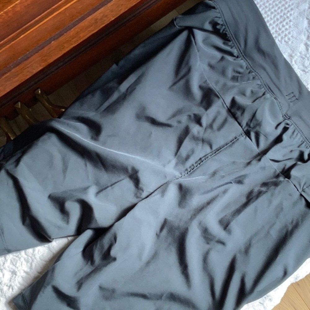 Women’s shorts small 28-30 Walmart